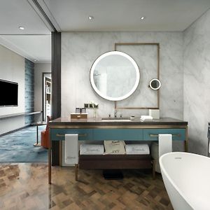 Executive King Room
